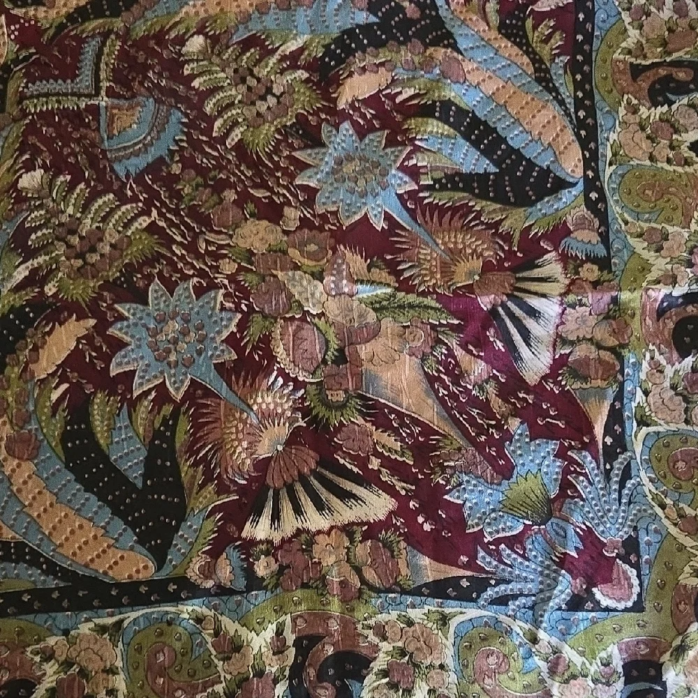 VINTAGE Oversized Indian Silk Shawl Scarf